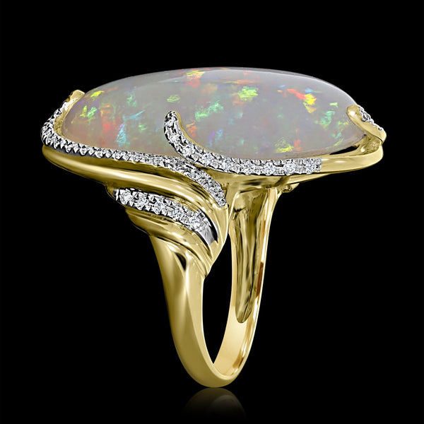 14.04ct Opal Ring with 0.25tct Diamonds set in 14K Yellow Gold