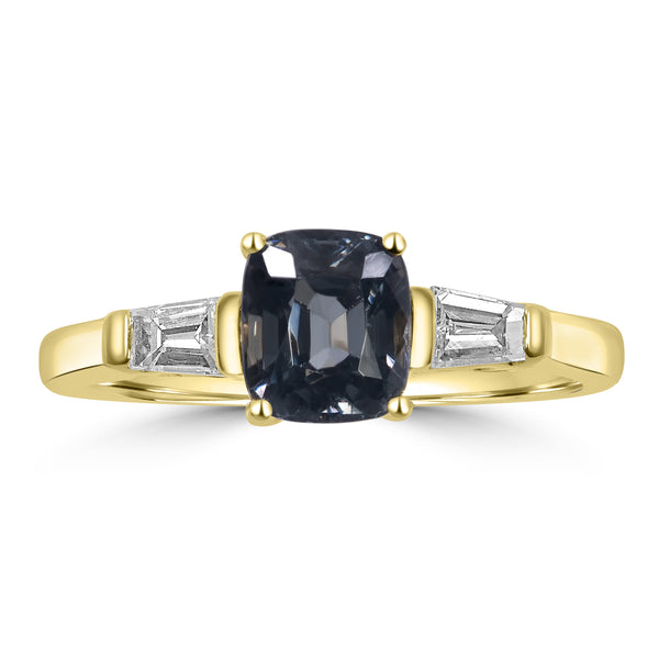 1.36ct Spinel Rings with 0.27tct Diamond set in 14K Yellow Gold