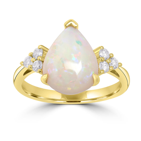 3.14ct Opal Rings with 0.24tct Diamond set in 18K Yellow Gold