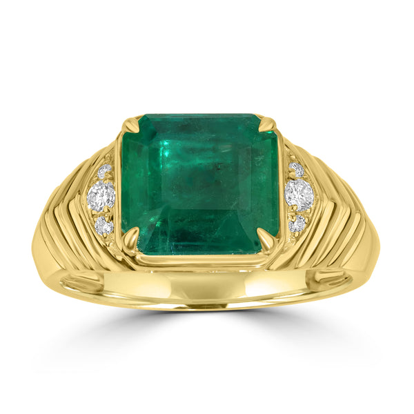 4.43ct Emerald Rings with 0.14tct Diamond set in 18K Yellow Gold