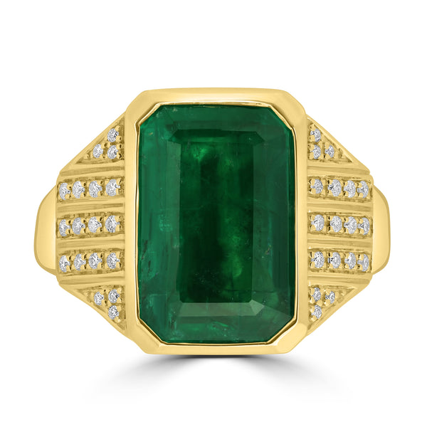 6.18ct Emerald Rings with 0.17tct Diamond set in 18K Yellow Gold