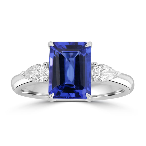 2.7ct Tanzanite Rings with 0.34tct Diamond set in 18K White Gold