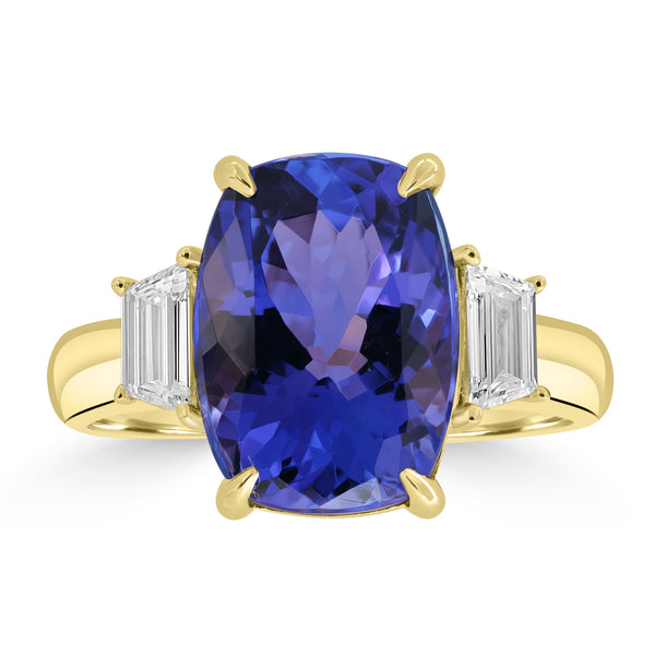 5.55ct Tanzanite Rings with 0.42tct Diamond set in 18K Yellow Gold