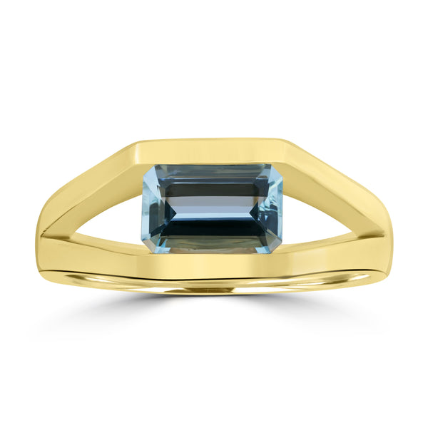 1.36ct Aquamarine Rings set in 18K Yellow Gold