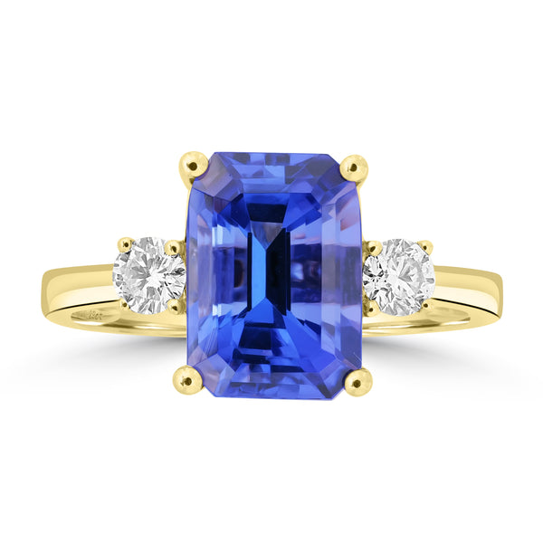 3.8ct Tanzanite Rings with 0.29tct Diamond set in 18K Yellow Gold