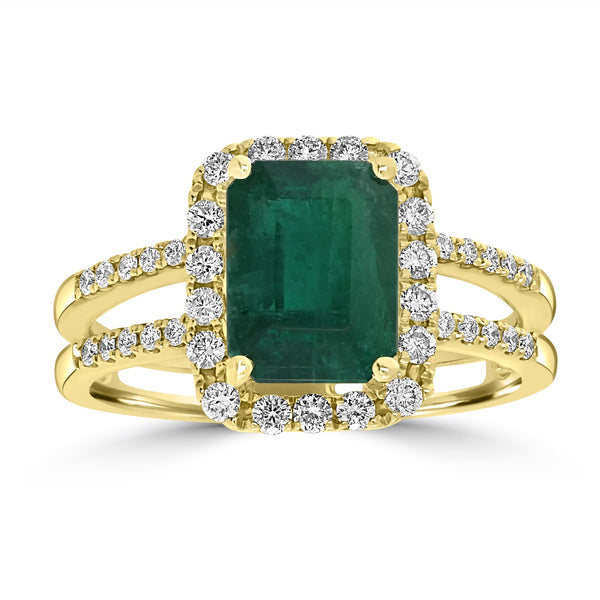 2.67ct   Emerald Rings with 0.4tct Diamond set in 14K Yellow Gold